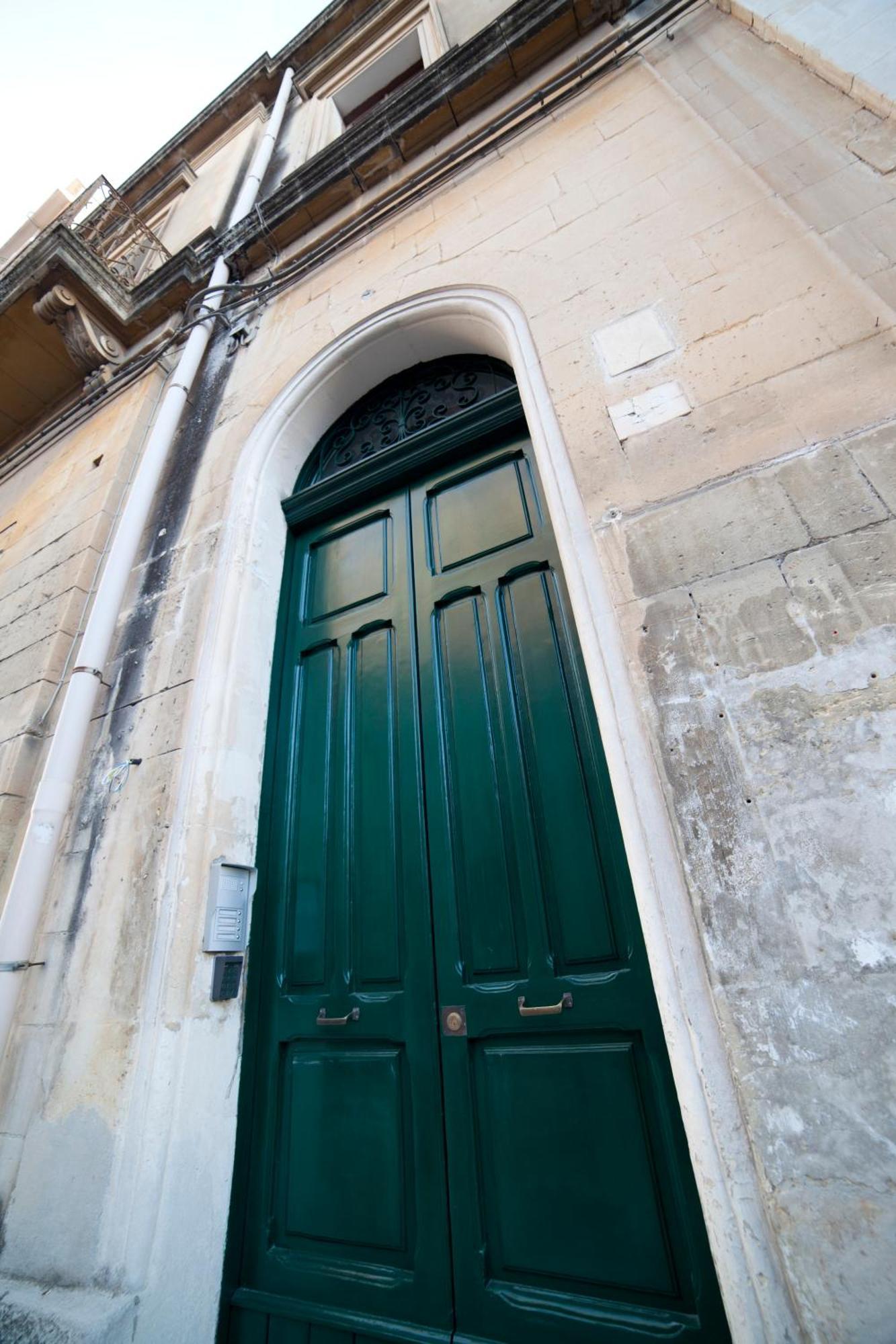 Bed and Breakfast 19Venti Lecce Exterior foto
