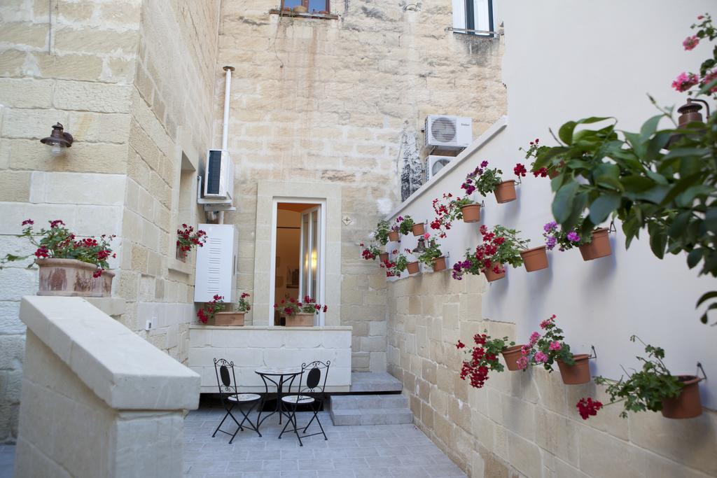 Bed and Breakfast 19Venti Lecce Exterior foto