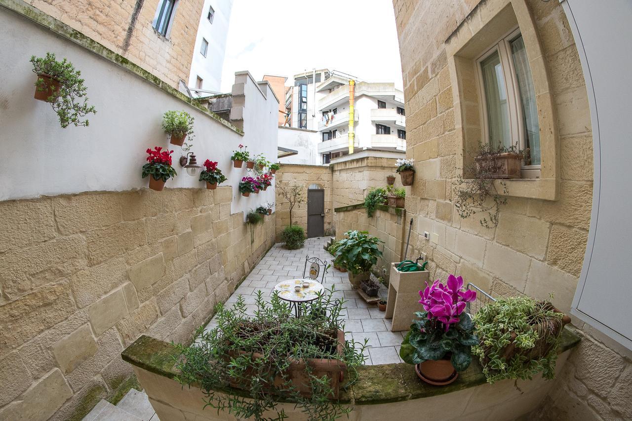 Bed and Breakfast 19Venti Lecce Exterior foto