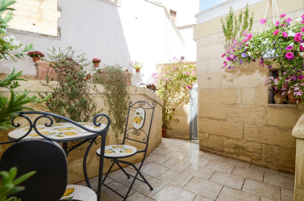 Bed and Breakfast 19Venti Lecce Exterior foto